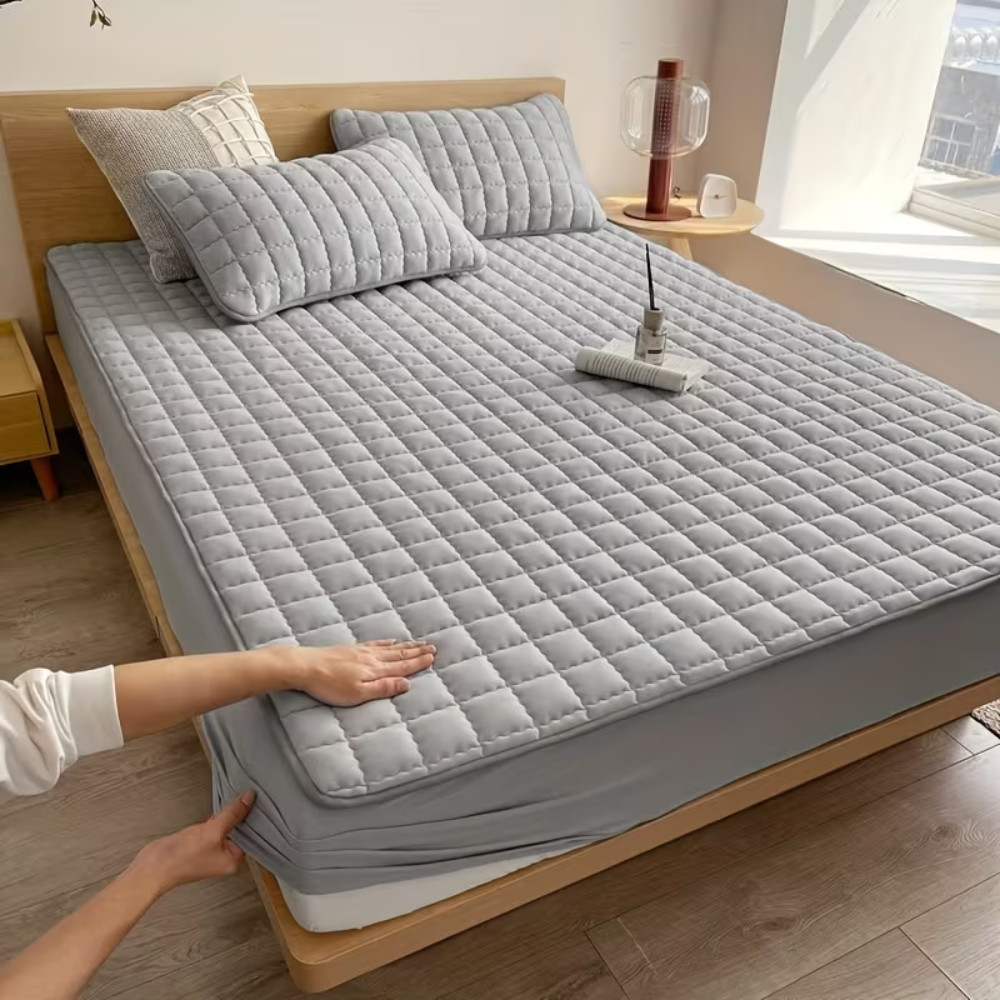 Soft Fitted Mattress Cover with Deep Pocket